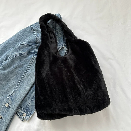 Fur Baggy Bag